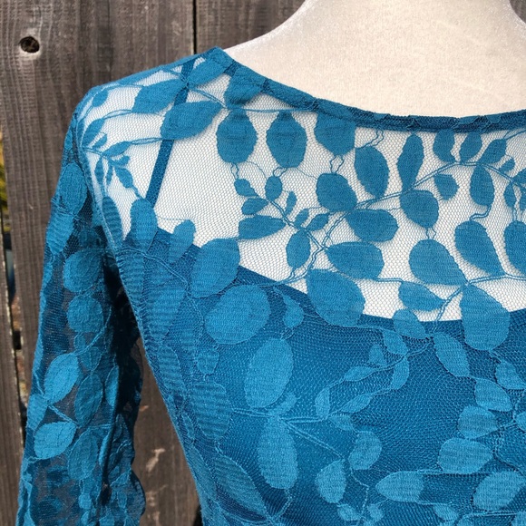 Free People Sheer Blue Lace Floral Dress - Size 0 - Picture 4 of 15